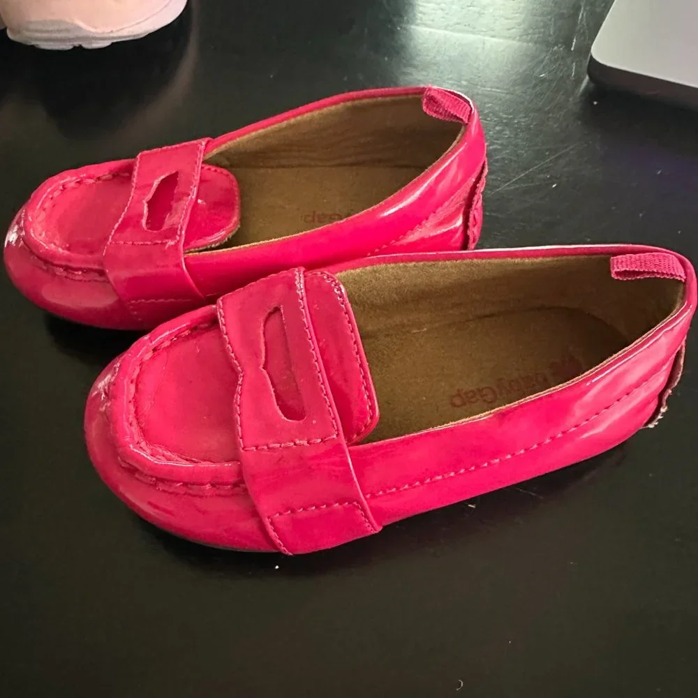 Baby Gap Little Girls Hot Pink Faux Leather Loafers EUC Sz Infant 6